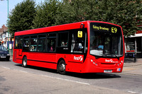 Route E9, First London, DML44122, YX09FKS