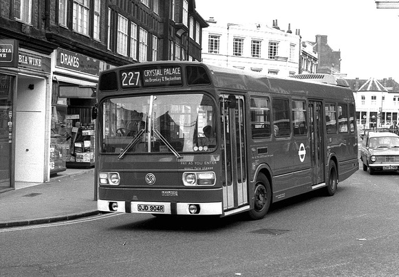 Route 227, London Transport, LS104, OJD904R, Bromley