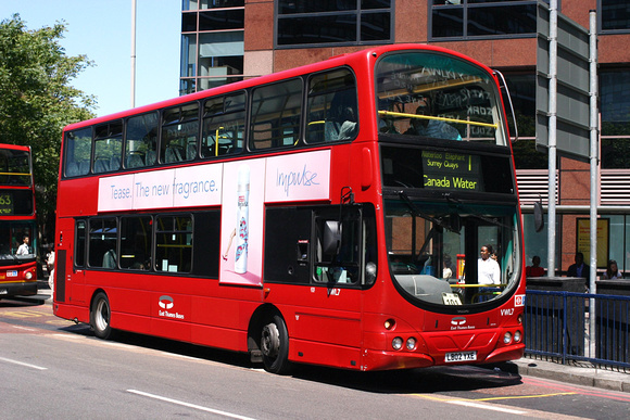 Route 1, East Thames Buses, VWL7, LB02YXE, Elephant & Castle