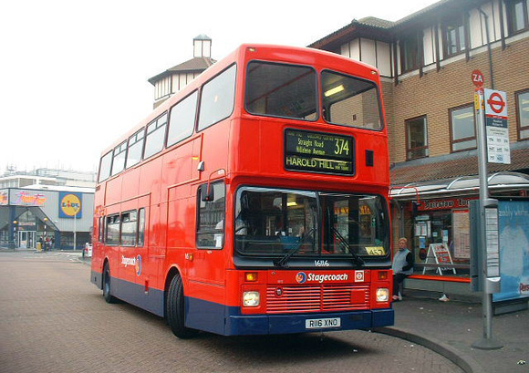 Route 374, Stagecoach London 16116, R116XNO, Romford Station