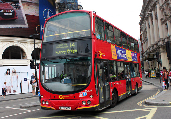 Route 14, Go Ahead London, WVL42, LF52ZPZ, Piccadilly Circus