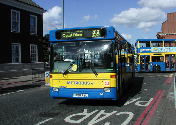 Route 358, Metrobus 226, P726RYL, Bromley