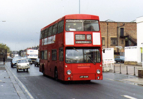 Route 185, London Transport, DMS202, JGF202K, Catford