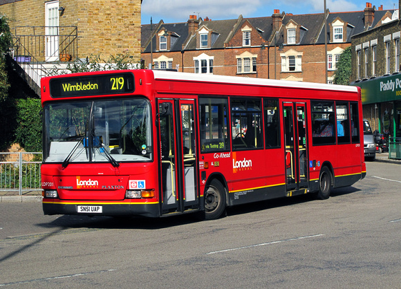 London Bus Routes | Route 219: Clapham Junction - Wimbledon | Route 219