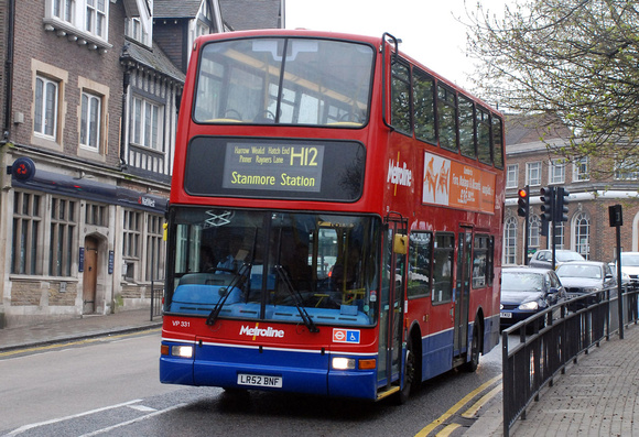 H12 Bus