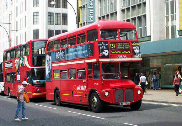 Route 137, Arriva London, RM385, WLT385, Oxford Street
