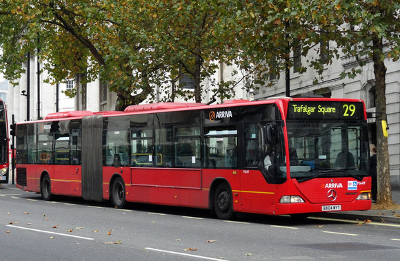 Route 29, Arriva London, MA49, BX04MYT, Trafalgar Square
