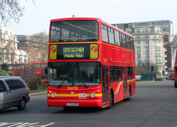 Route 414, First London, VFL1249, LT52WVM, Marble Arch