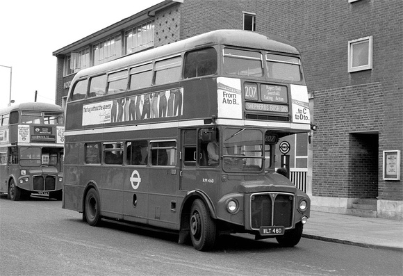 Route 207, London Transport, RM460, WLT460