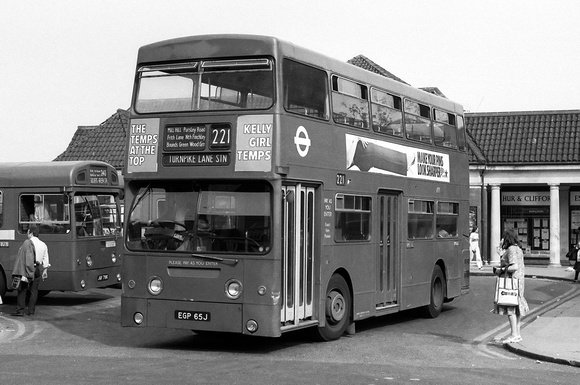 Route 221, London Transport, DMS65, EGP65J, Edgware