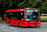 Route 391, London United RATP, DLE24, SN60ECT, Kew Green