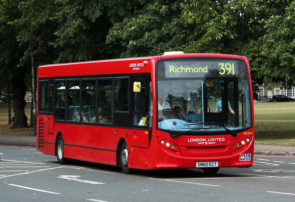 Route 391, London United RATP, DLE24, SN60ECT, Kew Green