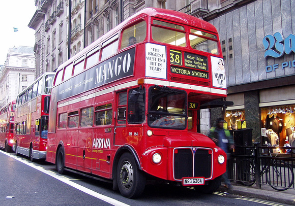 Route 38, Arriva London, RM1164, NSG636A, Piccadilly