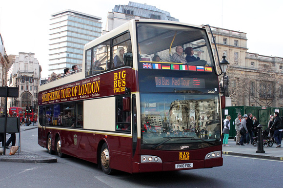 Big Bus Tours, DA321, PN10FOC, Trafalgar Square