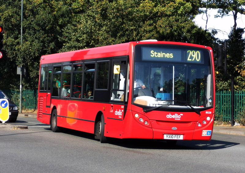 London Bus Routes | Route 290: Staines - Twickenham