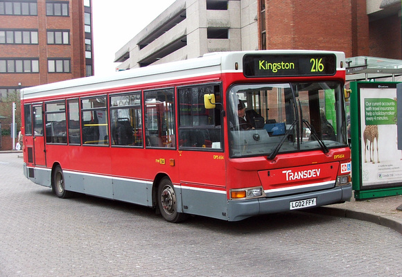 Route 216, Transdev, DPS654, LG02FFY, Staines