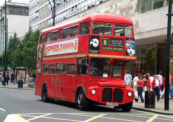 Route 8, Stagecoach London, RML2495, JJD495D, Oxford Street