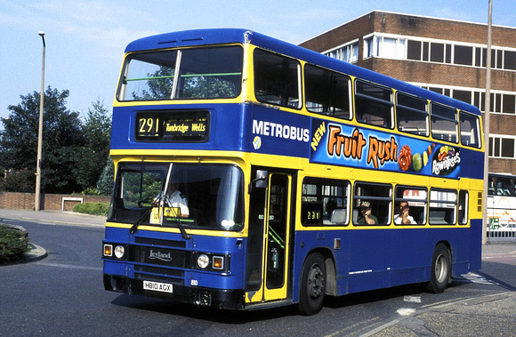 Route 291, Metrobus 810, H810AGX, Crawley
