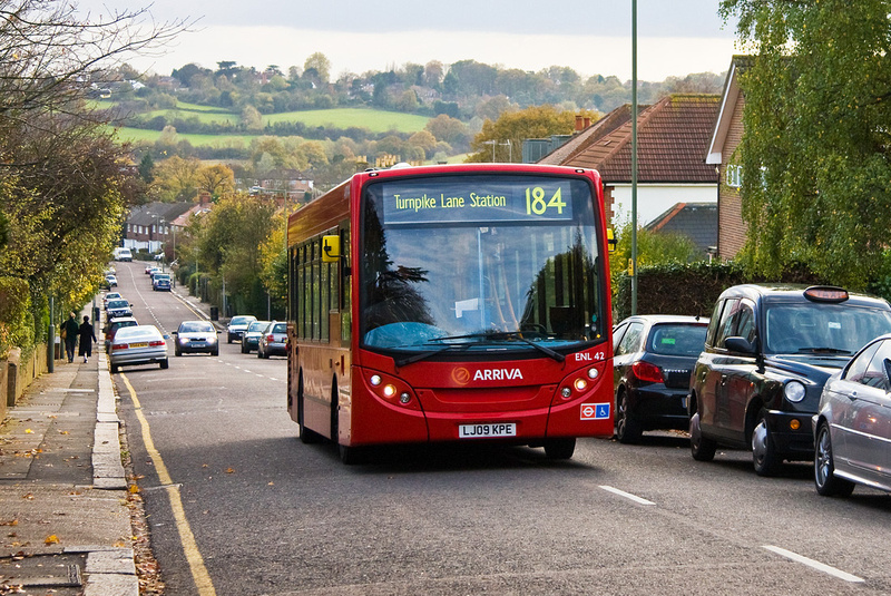 london-bus-routes-route-184-barnet-chesterfield-road-turnpike-lane