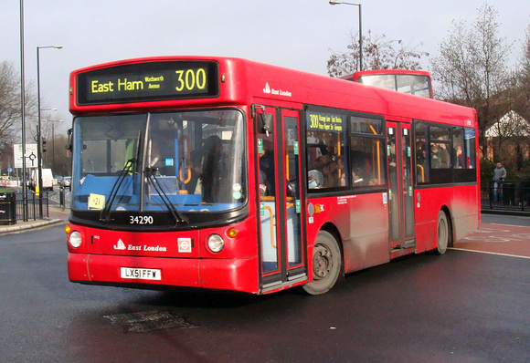 Route 300, East London ELBG 34290, LX51FFW, Beckton