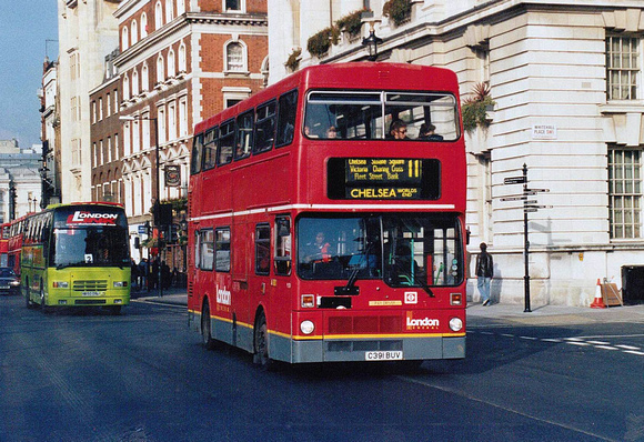 Route 11, London General, M1391, C391BUV, Whitehall