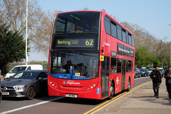 Route 62, Stagecoach London 19761, LX11BDZ