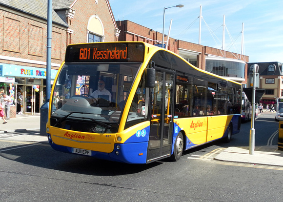 Route 601, Anglian Buses 437, AU11EPF, Great Yarmouth