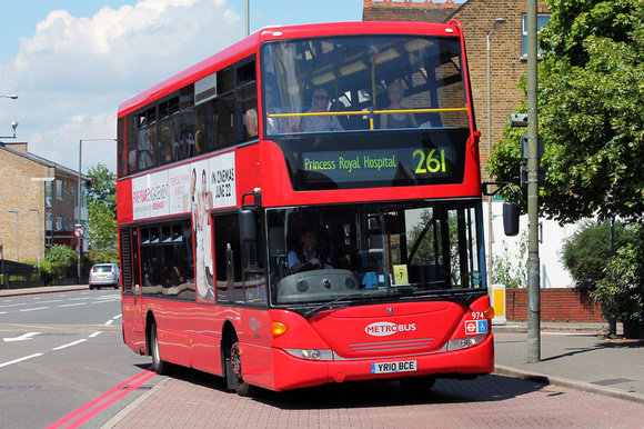 Route 261, Metrobus 974, YR10BCE, Bromley North