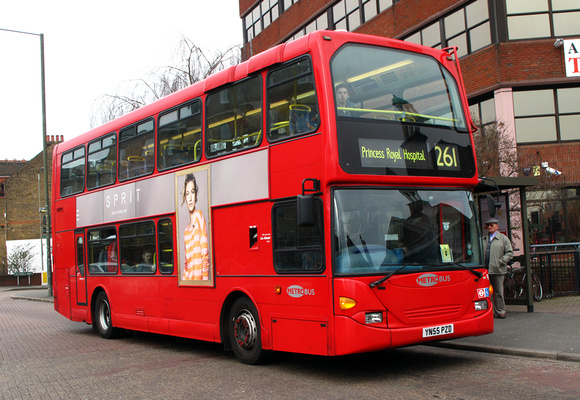 Route 261, Metrobus 902, YN55PZD, Bromley