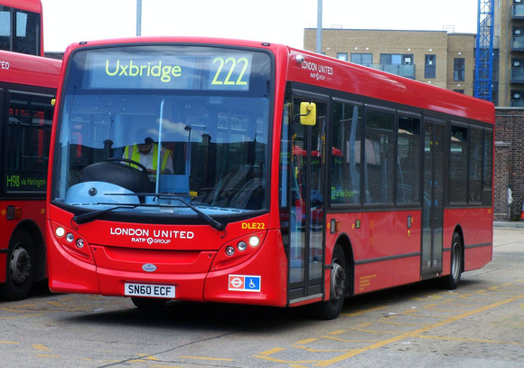 Route 222, London United RATP, DLE22, SN60ECF, Hounslow