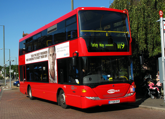 Route 119, Metrobus 962, YT59DYF, Bromley