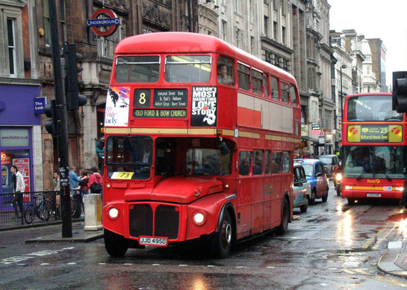 Route 8, Stagecoach London, RML2495, JJD495D, Oxford Street