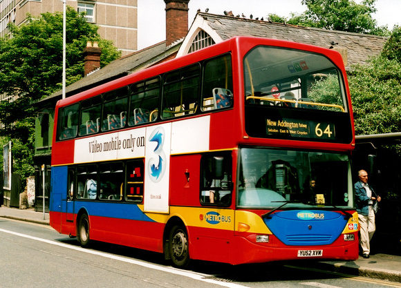 Route 64, Metrobus 453, YU52XVM, Croydon