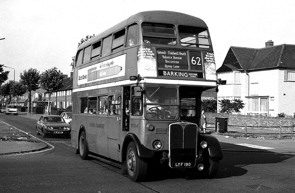 Route 62, London Transport, RT2541, LYF190, Barking