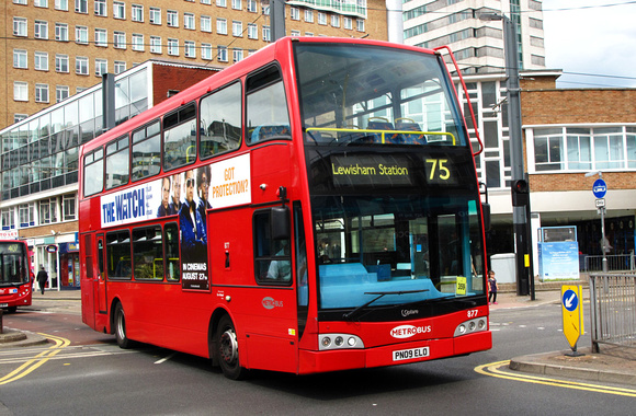 Route 75, Metrobus 877, PN09ELO, Croydon
