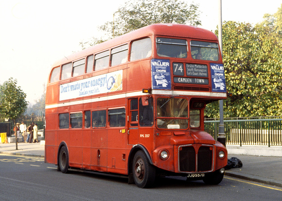 Route 74, London Transport, RML2557, JJD557D, Hyde Park Corner