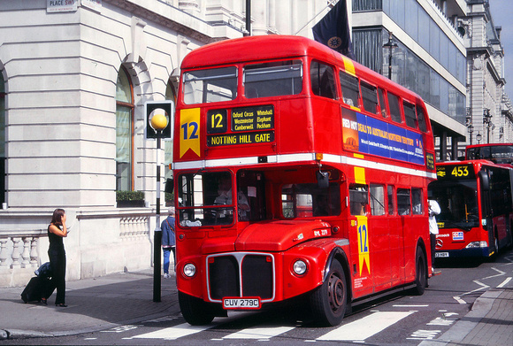 Route 12, London Central, RML2279, CUV279C, Pall Mall