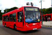 Route T32, Metrobus 708, YX58DXD, Addington Village