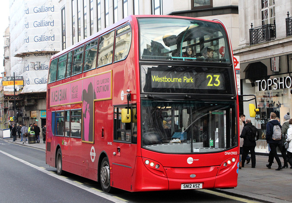 Route 23, Tower Transit, DNH39122, SN12ASZ, The Strand