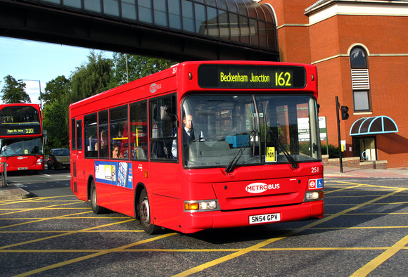 Route 162, Metrobus 251, SN54GPV, Bromley