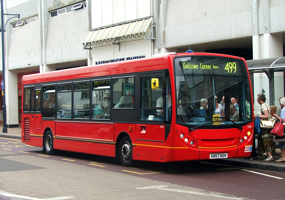 Route 499, Arriva Southend 3998, GN57BOV, Romford