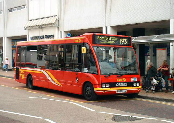 Route 193, First London 502, EO02FLC, Romford