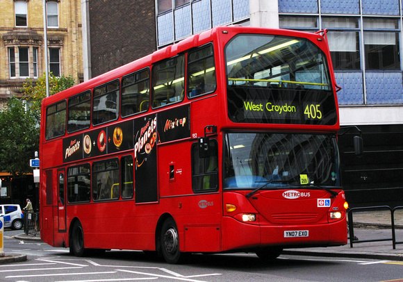 Route 405, Metrobus 952, YN07EXO, Croydon