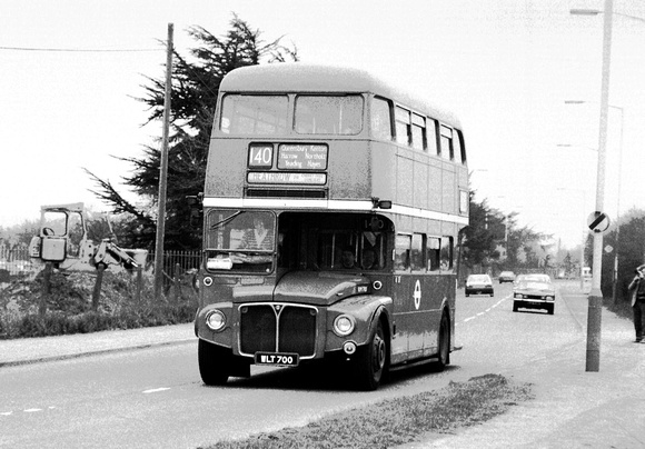 Route 140, London Transport, RM700, WLT700