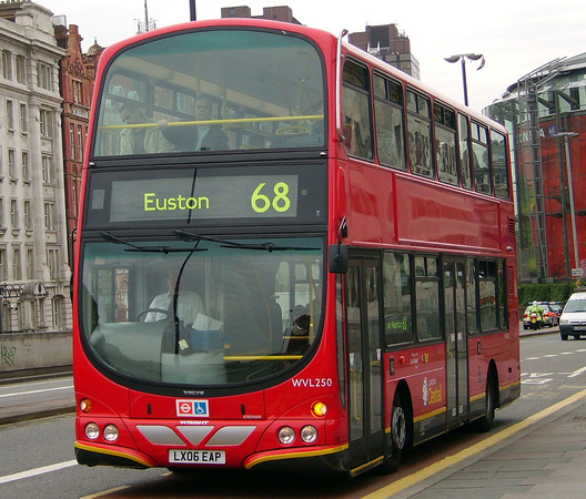 Route 68, London Central, WVL250, LX06EAP, Waterloo