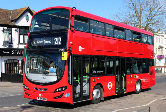 Route 212, Tower Transit, VH38107, BL64MHN, Chingford