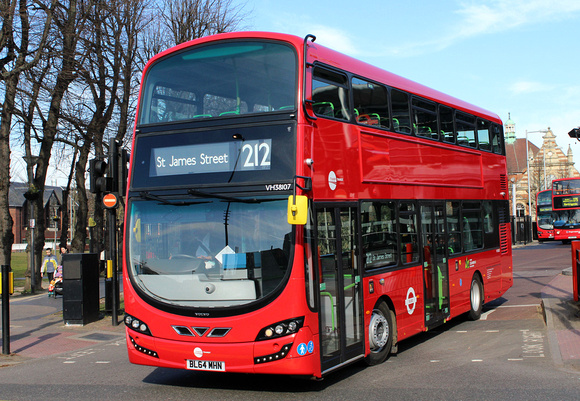 Route 212, Tower Transit, VH38107, BL64MHN, Walthamstow