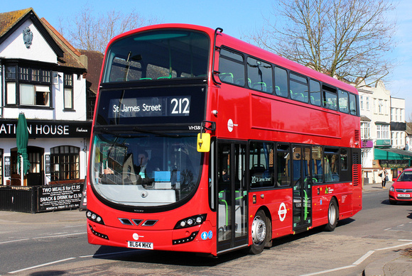Route 212, Tower Transit, VH38111, BL64MHX, Chingford