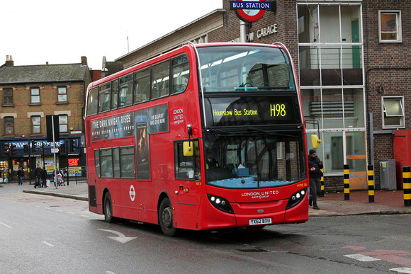 Route H98, London United RATP, ADE38, YX62BXU, Hounslow