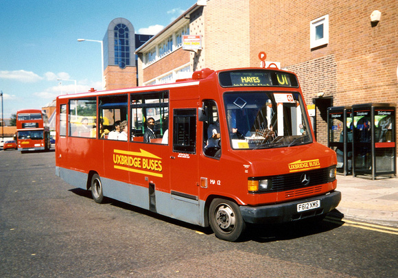 Route U1, Uxbridge Buses, MA12, F612XMS